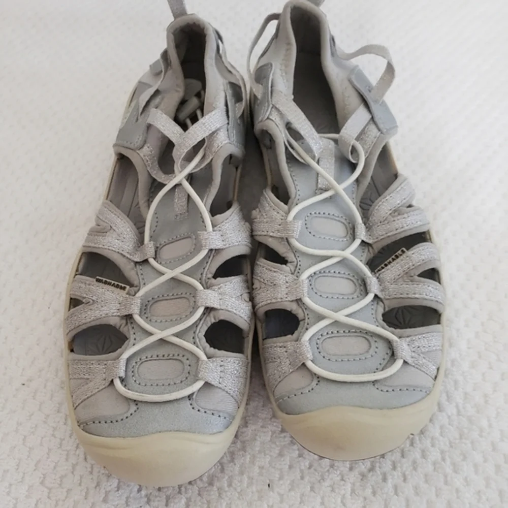 Keen Washable Child's Shoes‎ Grey Size 4 Sparkles